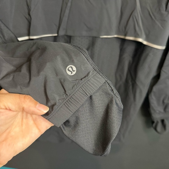 Lululemon Black Performance Jacket Senseknit Composite Running Jacket - Picture 9 of 13